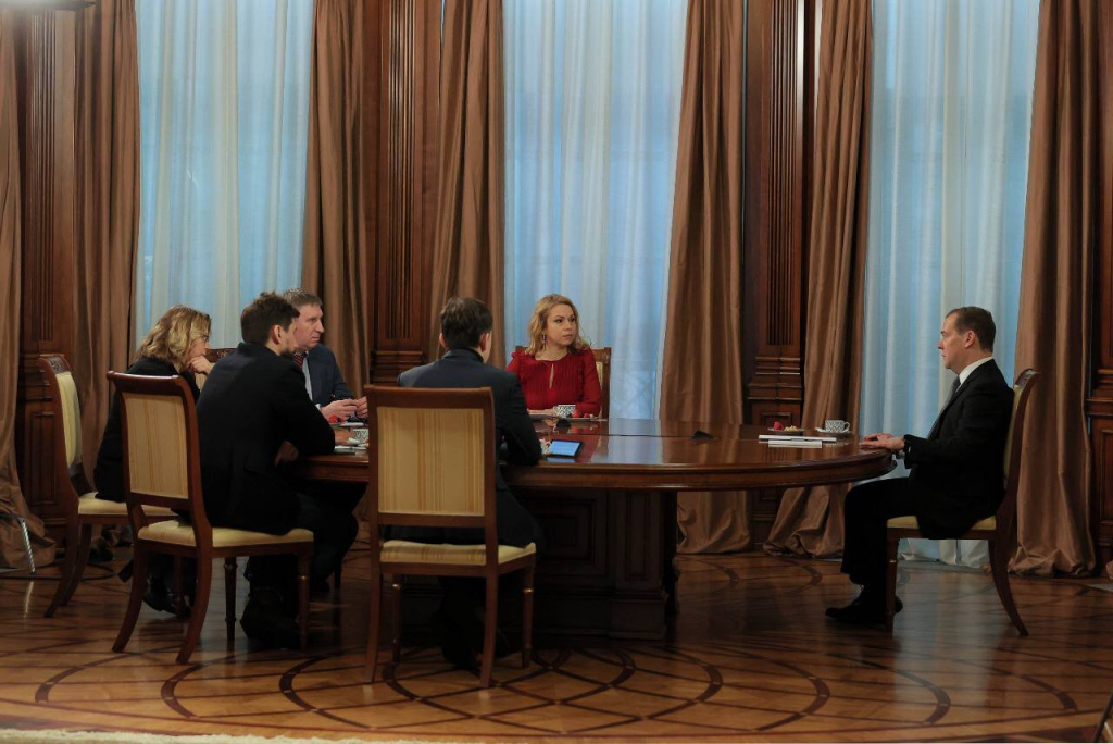 Dmitry Medvedev and journalists